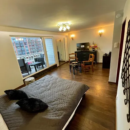 Michel Centrum Boutique *